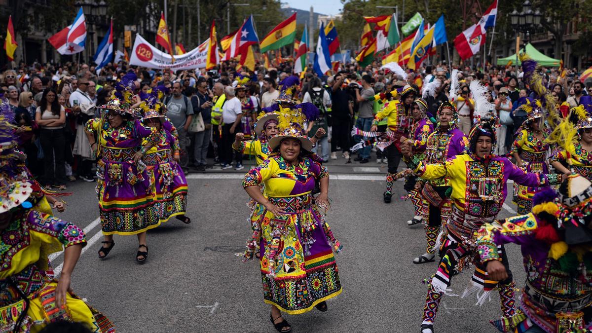 Manifestación por el 12-O, Día de la Hispanidad, en Barcelona