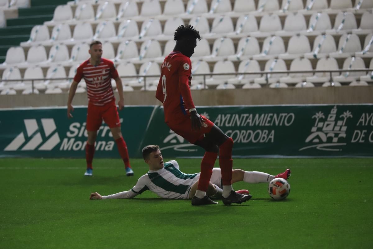 Las imágenes del partido Córdoba CF-Recreativo Granada