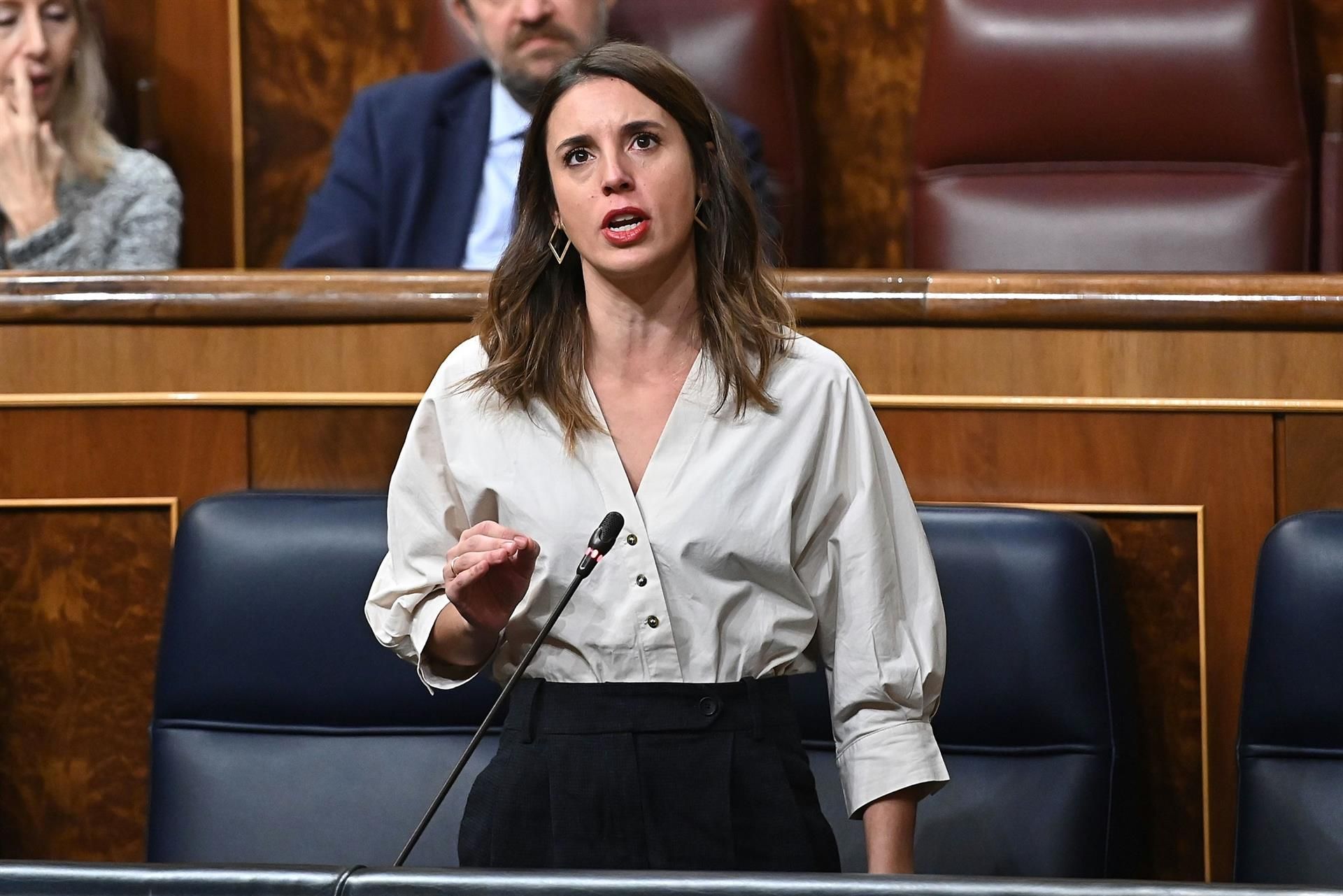 La ministra de Igualdad, Irene Montero, durante la sesión de control al Gobierno celebrada este miércoles en el Congreso.