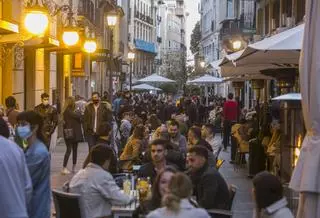 El TSJ da el visto bueno a los vecinos para que defiendan la sentencia del ruido con un recurso ante el Supremo