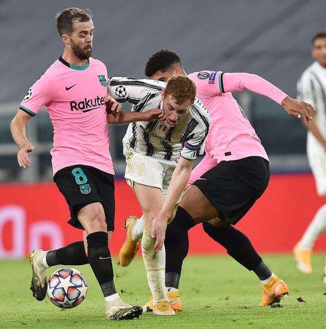 Juventus  - FC Barcelona partido correspondiente a la jornada 2 del grupo G de la UEFA Champions League disputado en el  Juvntus Stadium en Turín.