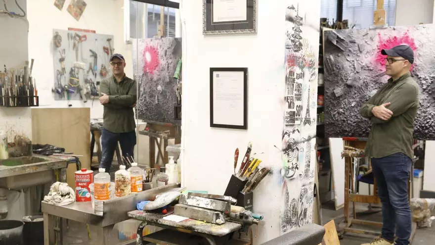 El artista de La Calzada que triunfa en EE UU (y su técnica te sorprenderá)
