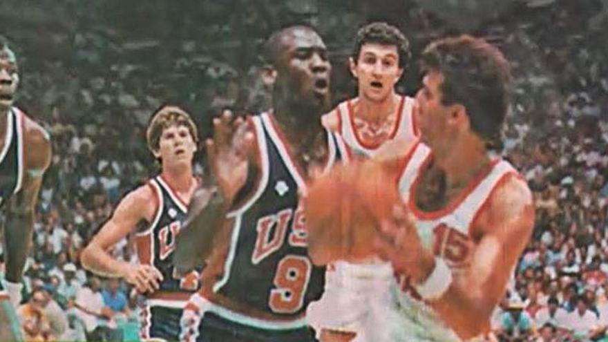 Fernando Romay y Michael Jordan en Los Ángeles 1984