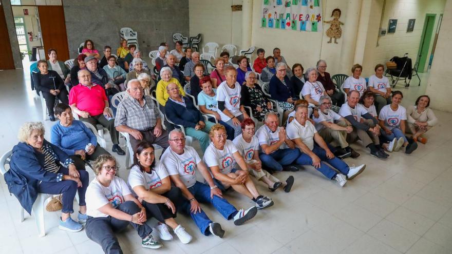 Actividad de voluntariado impulsada por la asociación O Castro de Baión.