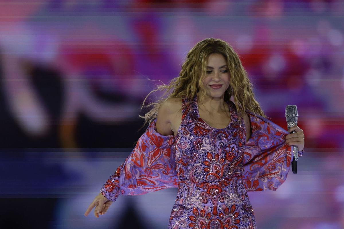 ¿Hi ha algú que vagi sol a un concert de Shakira?