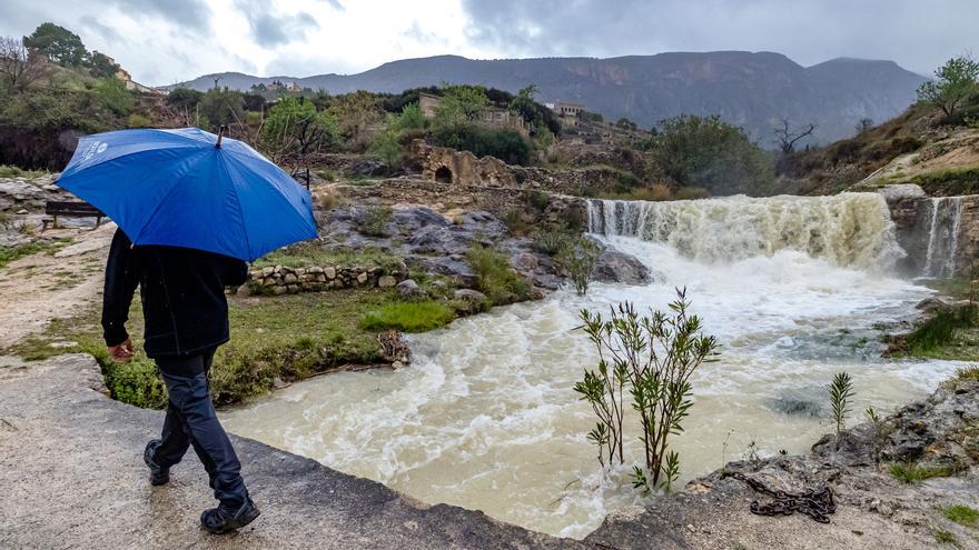 Las borrascas recuperan embalses, ríos y acuíferos de La Marina Baixa