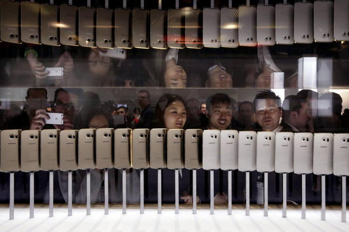 MOBILE WORLD CONGRESS