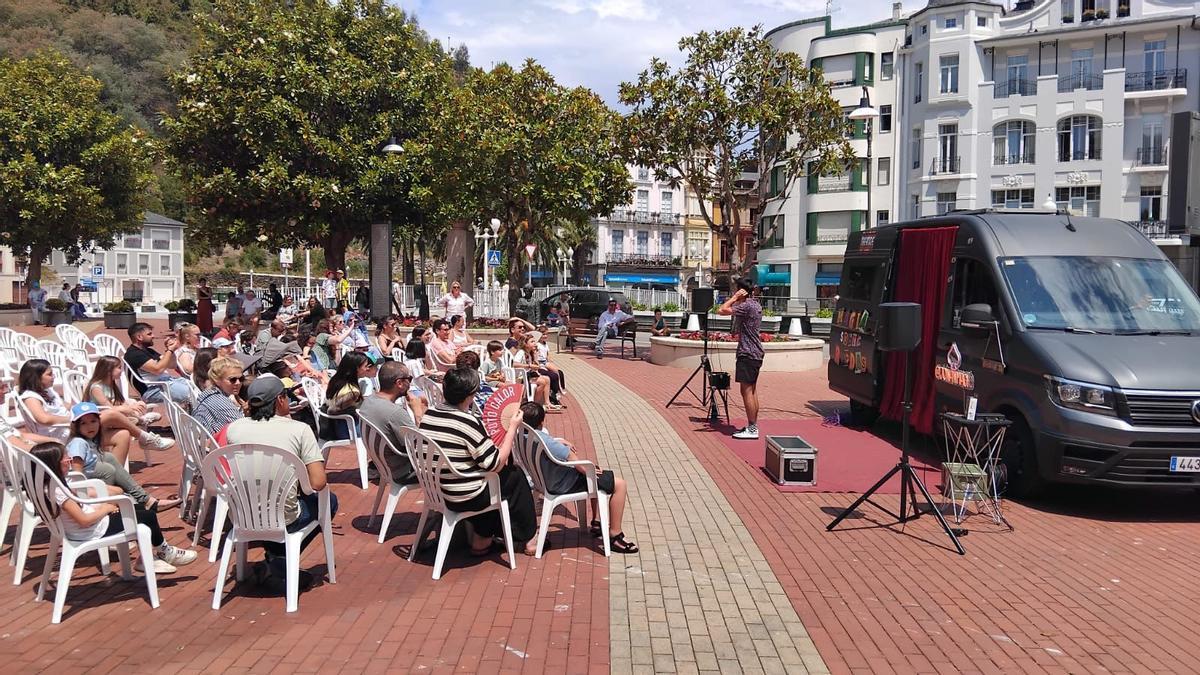 En imágenes: Así fue el festival "Luarca Mágica" En imágenes: Así fue el festival "Luarca Mágica"
