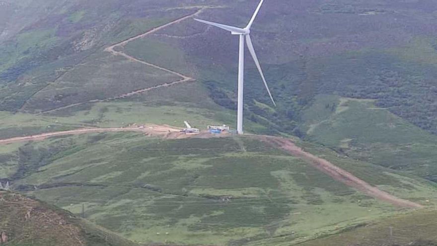 Transición Ecológica tumba un gran parque eólico en la vertiente leonesa de Pajares