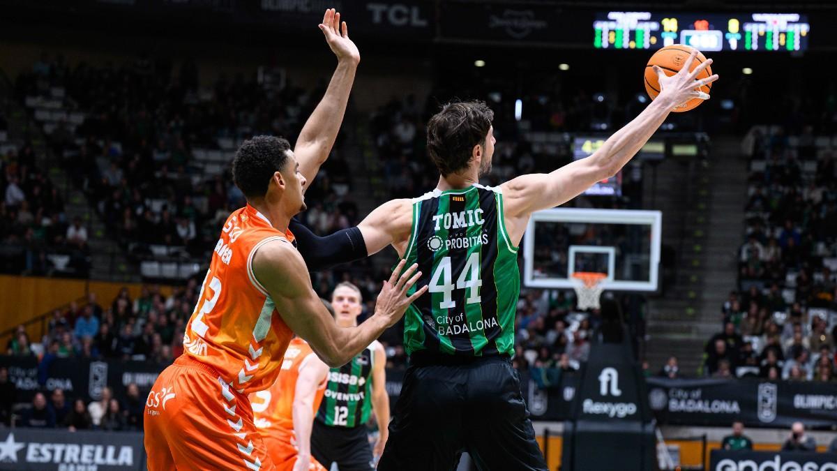 Ante Tomic, en un Penya - Valencia de esta temporada