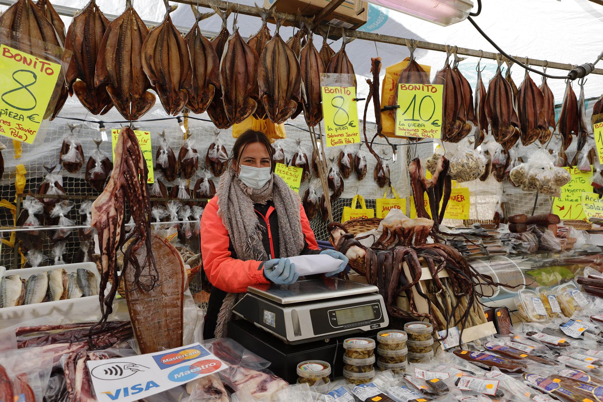 La Fira de Cocentaina prosigue con venta de vehículos, maquinaria agrícola y alimentación