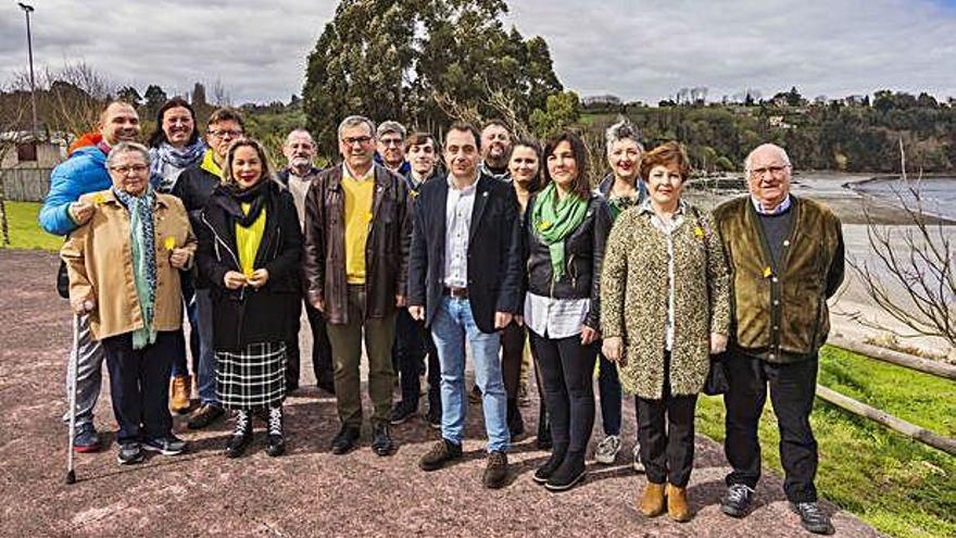 Integrantes de la candidatura de Alternativa dos Veciños en Bergondo.