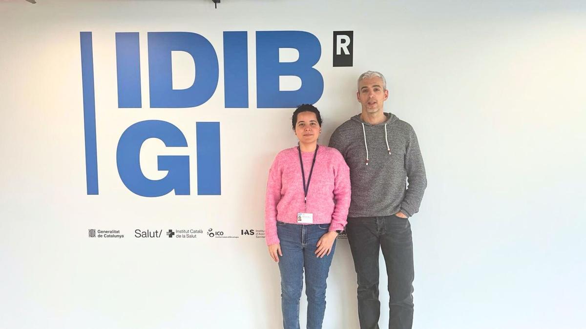Els investigadors de l'Idibgi, Dr. Jordi Mayneris-Perxachs i Marisel Rosell.