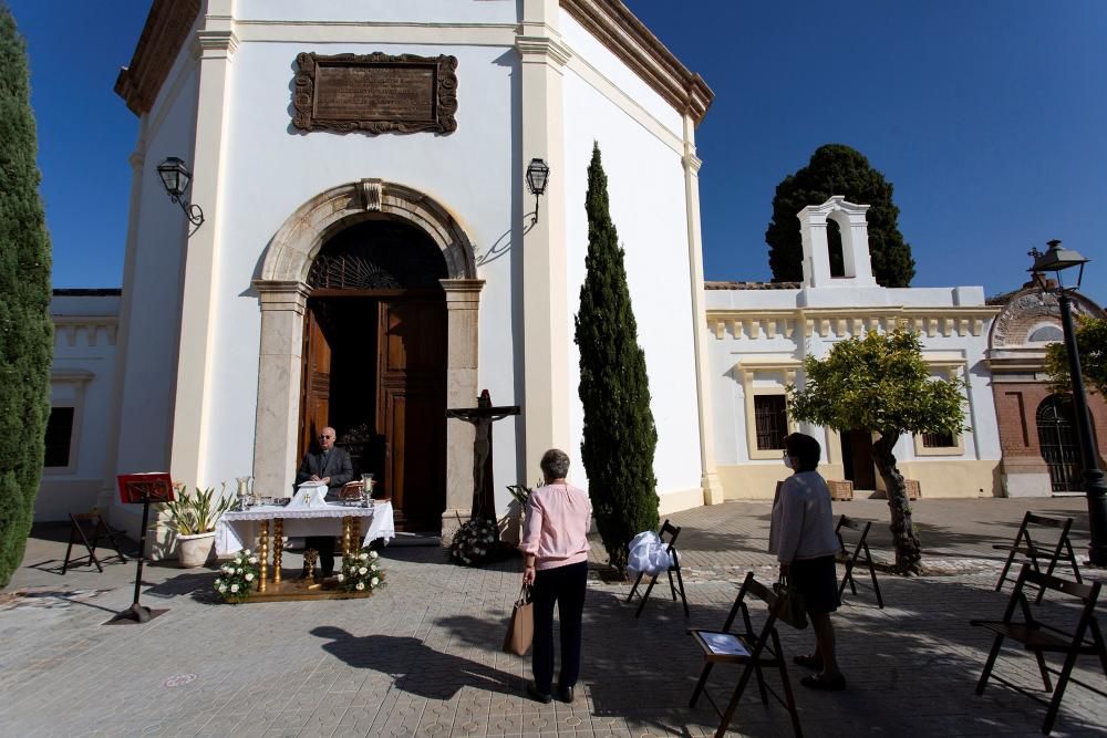 Día de Todos los Santos en el Cementerio Histórico de San Miguel