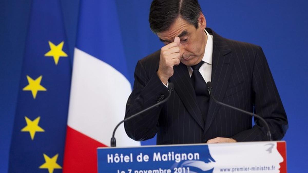 El primer ministro francés, François Fillon, durante la presentación del plan de ahorro, este lunes, en París.