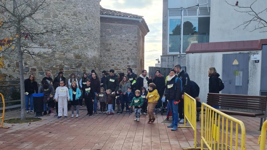 Participants de la jornada solidària per recaptar fons per la Marató a Òdena