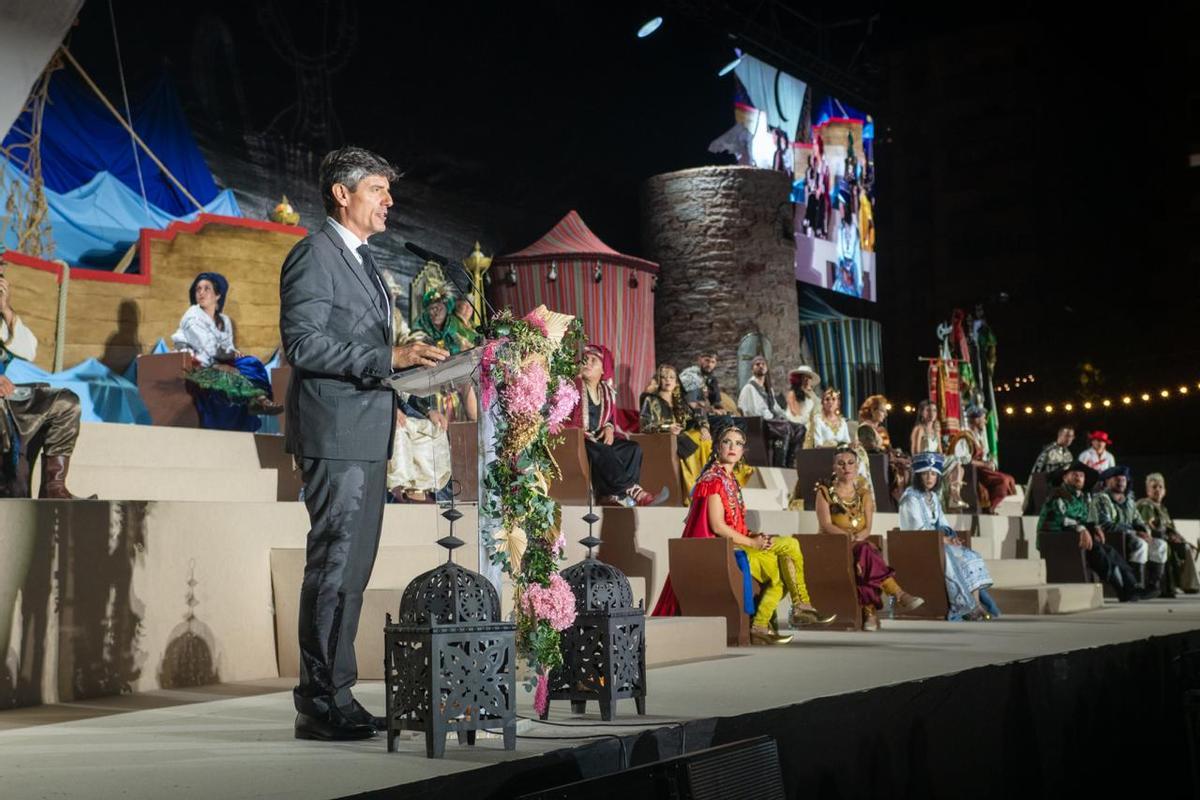 La Vila Joiosa presenta los cargos de las fiestas de Moros y Cristianos de 2026
