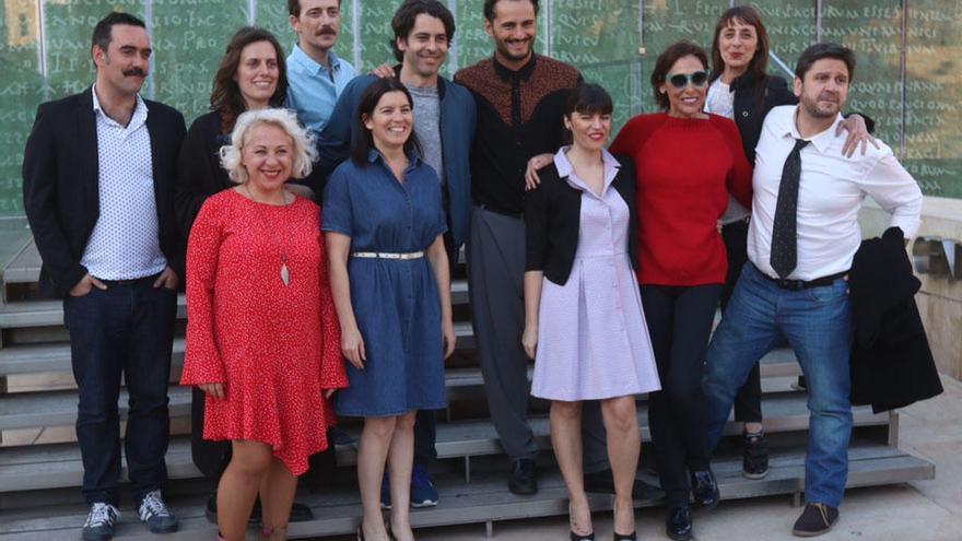 Buena parte del elenco artístico de &#039;Llueven vacas&#039;, en el Festival de Málaga.