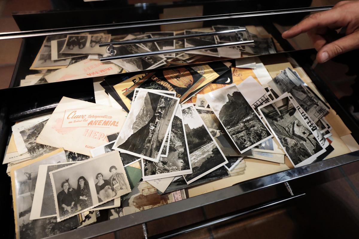 Colección de fotos en blanco y negro.