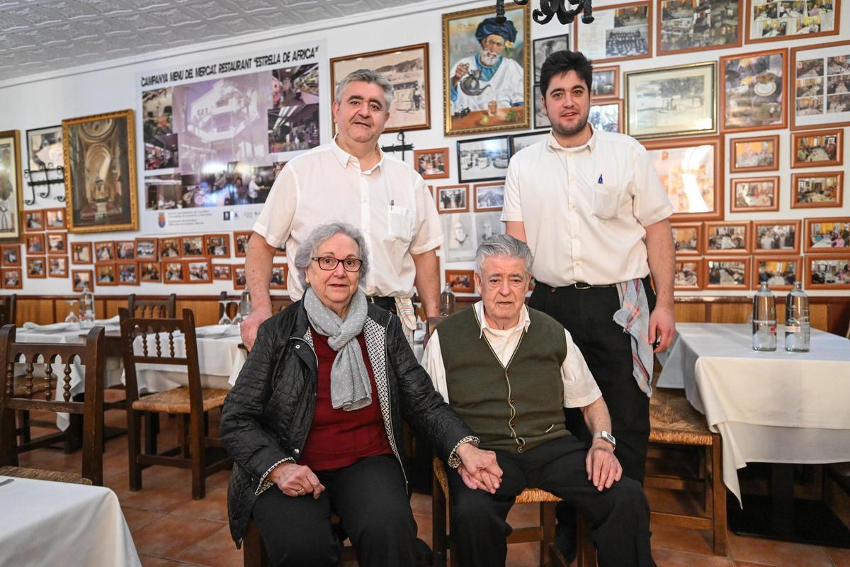 Tradición, cariño y sabor durante la jornada de Menjars de la Terra en el restaurante La Estrella de África de Crevillent