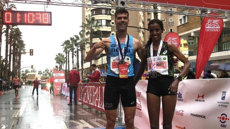 Histórico triunfo de una mujer sobre todos los hombres en la media maratón de Málaga