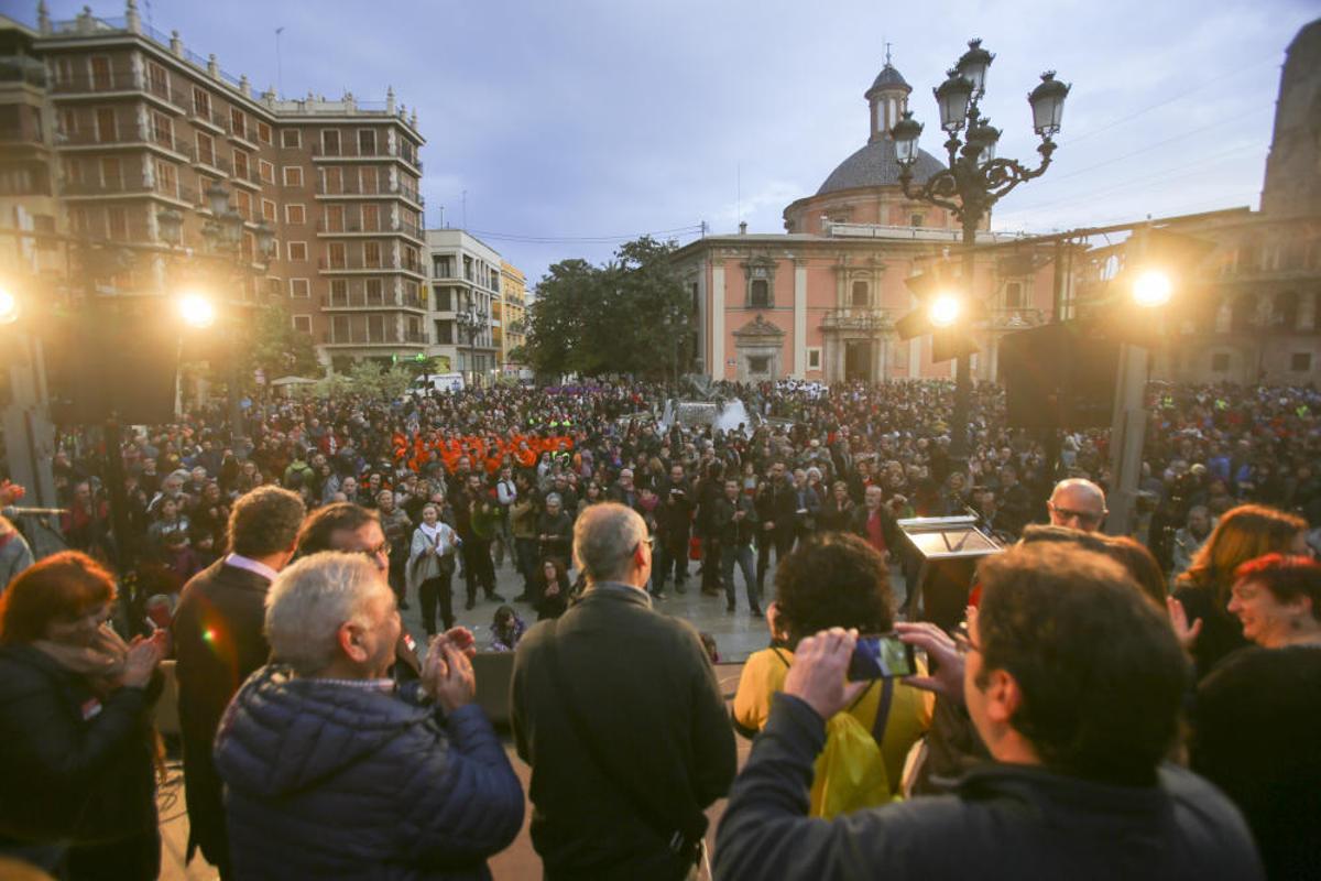 Concentración de Escola Valenciana en València