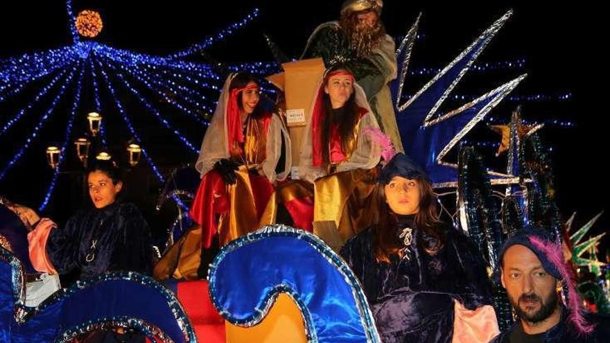 La Cabalgata de Reyes de O Grove, el año pasado. // Muñiz