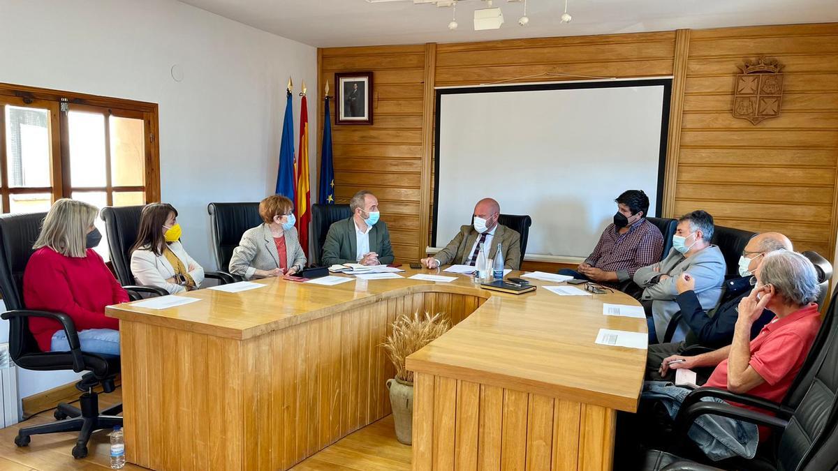 Reunión de alcaldes del Rincón de Ademuz con el presidente Toni Gaspar