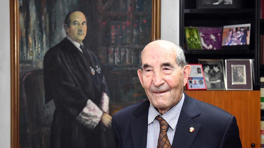 Muere Liaño Flores, el primer alcalde de A Coruña tras la muerte de Franco