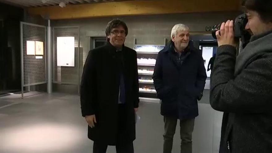 Puigdemont llega a un acto en Gante con los jóvenes liberales flamencos