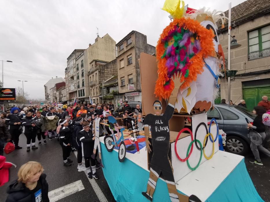 Moaña, Aldán y Bueu dicen adiós a sus carnavales con altas dosis de humor y originalidad.