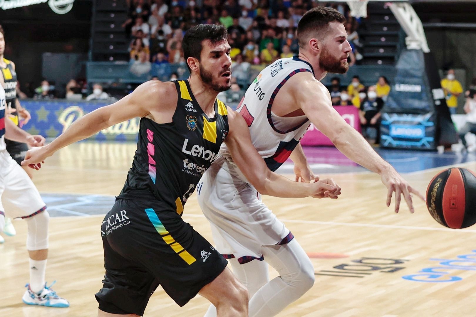 Liga Endesa. Partido Lenovo Tenerife - Baskonia