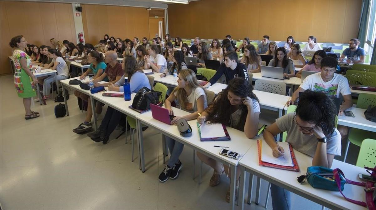 Estudiantes de la Universitat Rovira i Virgili (URV).