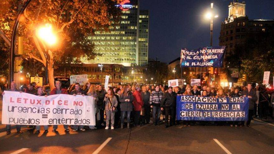 Más de mil personas rechazan el cierre de la guardia de Azuara