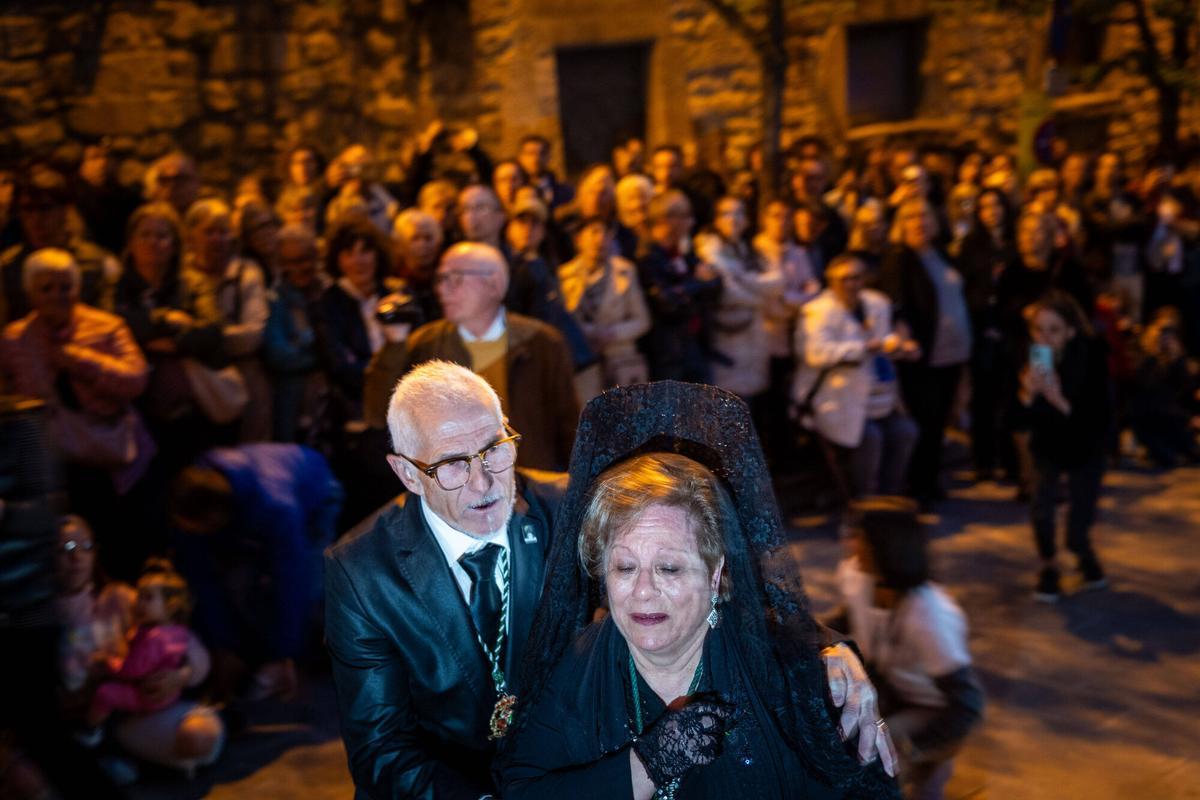 L’expectació per la Processó del Divendres Sant desborda el carrer