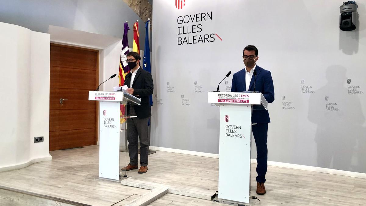 Negueruela y Miquel Company en rueda de prensa.