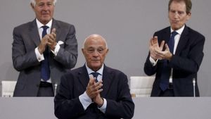 Els accionistes reforcen el Sabadell per fer front a l’opa del BBVA
