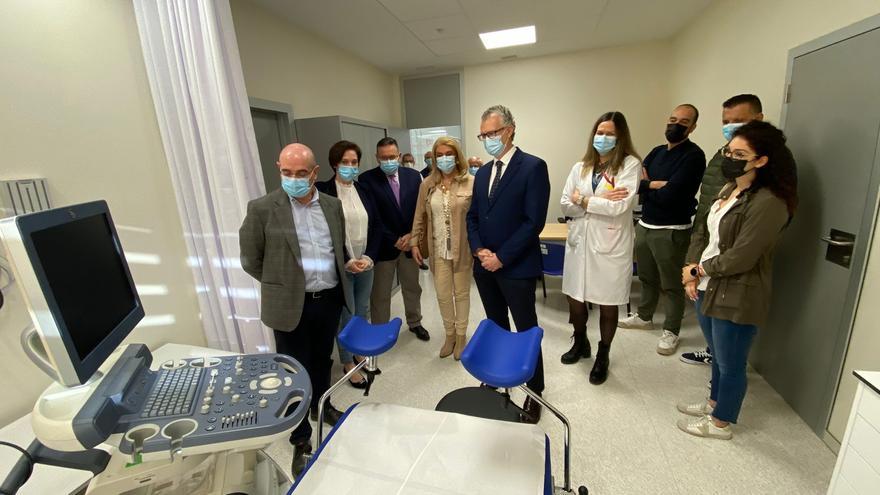 El consejero de Salud, Juan José Pedreño, visita la nueva Unidad Ginecológica de Área (UGA) del centro de salud de Algezares, en Murcia