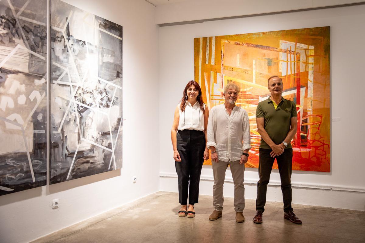 Sara Ramón, Vicent Boïl y Joan Albert Ribas, en la exposición.
