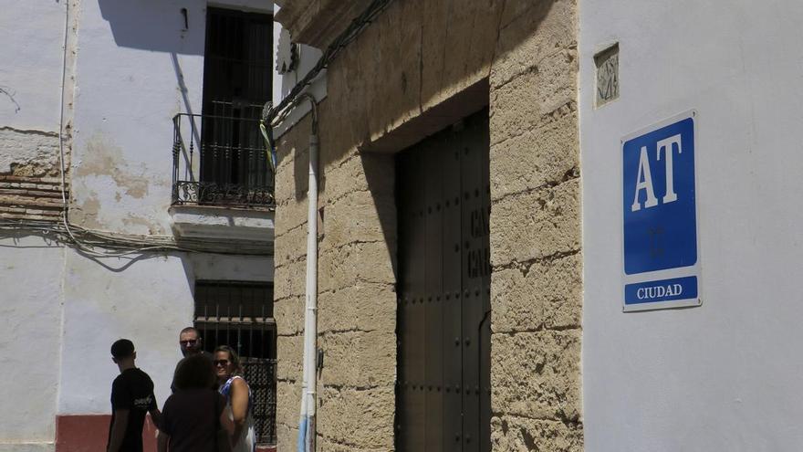 Urbanismo da licencia para otros 22 apartamentos turísticos en Córdoba