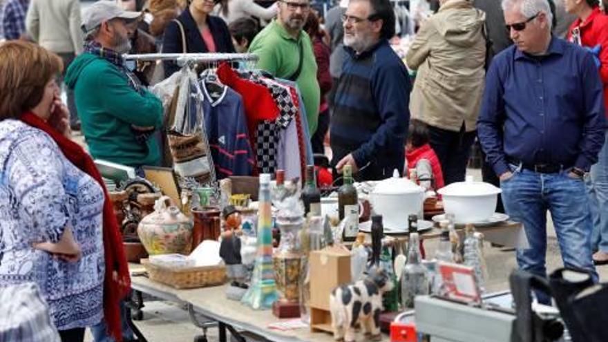 Mercat de 2a mà i d&#039;intercanvi a Cassà de la Selva