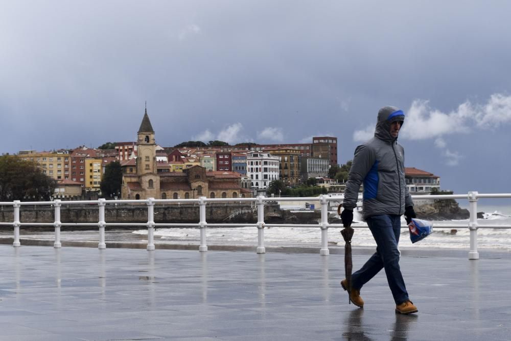 Temporal en Gijón en octubre