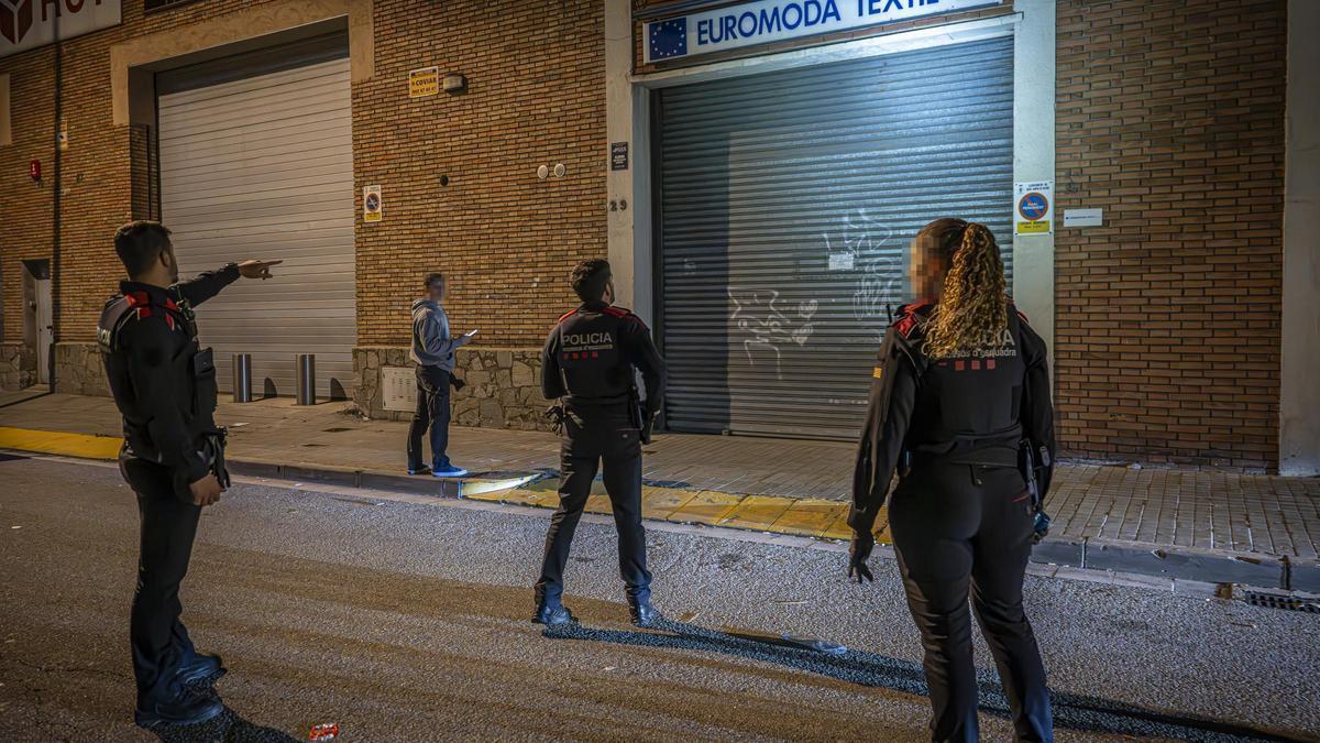 Mossos d'Esquadra en Badalona.