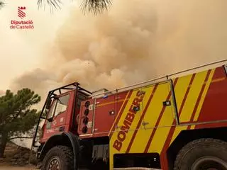 El incendio de Castellón quema ya 6.500 hectáreas, pero se ve posibilidad de estabilizarlo