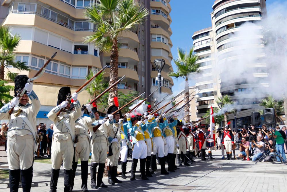 La Asociación Histórico-Cultural Teodoro Reding cumplió este viernes su sueño de que Málaga cuente por fin con una estatua en homenaje al general suizo y gobernador de la ciudad a quien los malagueños dedicaron el Paseo de Reding. La estatua se ha ubicado en la recientemente reformada plaza de la Malagueta.