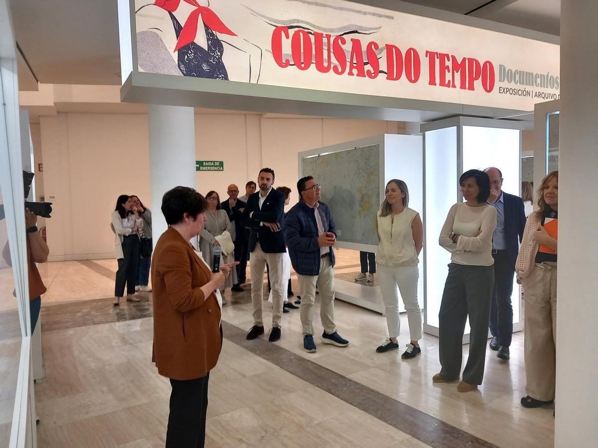 Visita guiada na xornada inaugural da mostra