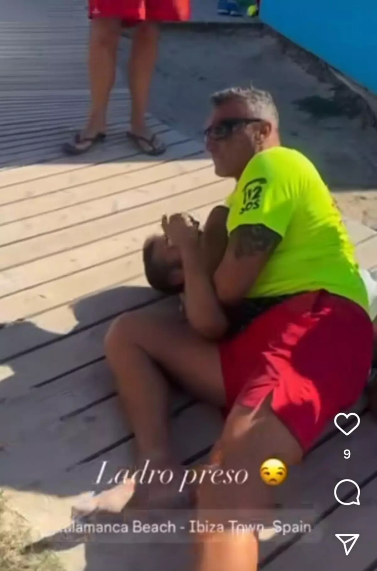 Ladrón retenido por un socorrista en Talamanca