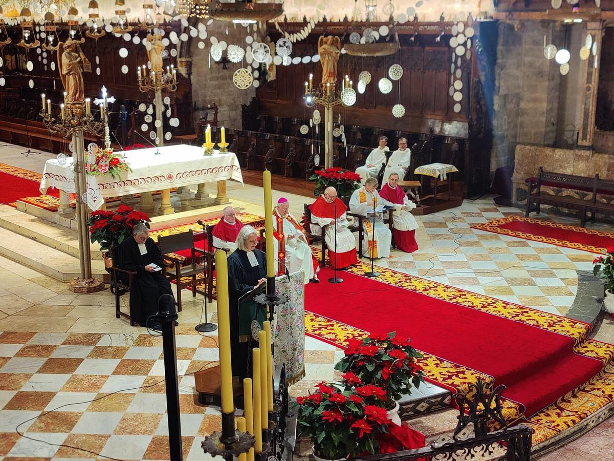 Feierlich wie eh und je: die deutsche Christvesper in der Kathedrale an Heiligabend