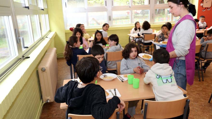 Así fue el estreno del esperado comedor del colegio Arealonga