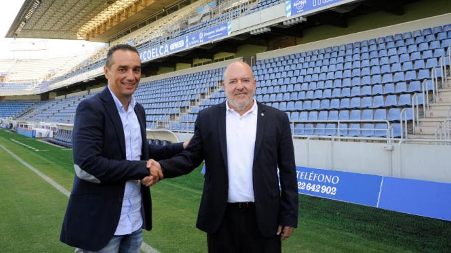 José Luis Oltra y Miguel Concepción, el día de la presentación del entrenador valenciano.